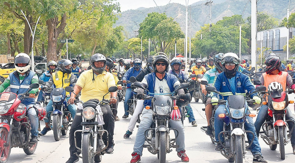 Hoy Diario del Magdalena Los mototaxistas se movilizaron para exigir que no les apliquen más restricciones.