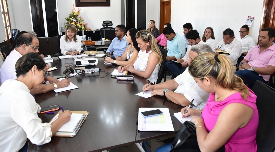 Alcaldía de Santa Marta Consejo de gobierno liderado por la alcaldesa Virna Johnson