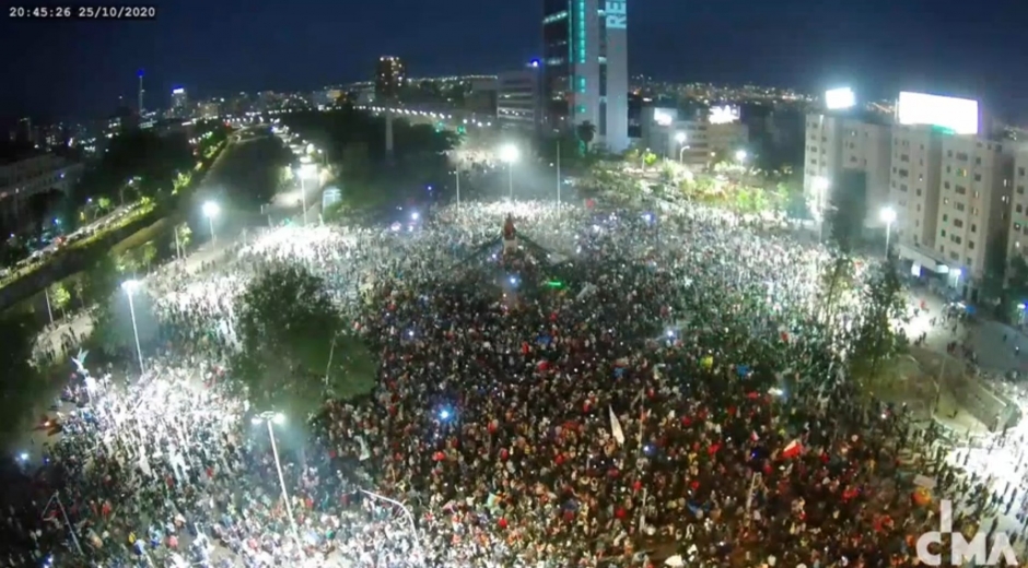 La asistencia a votar por el plebiscito fue masiva.