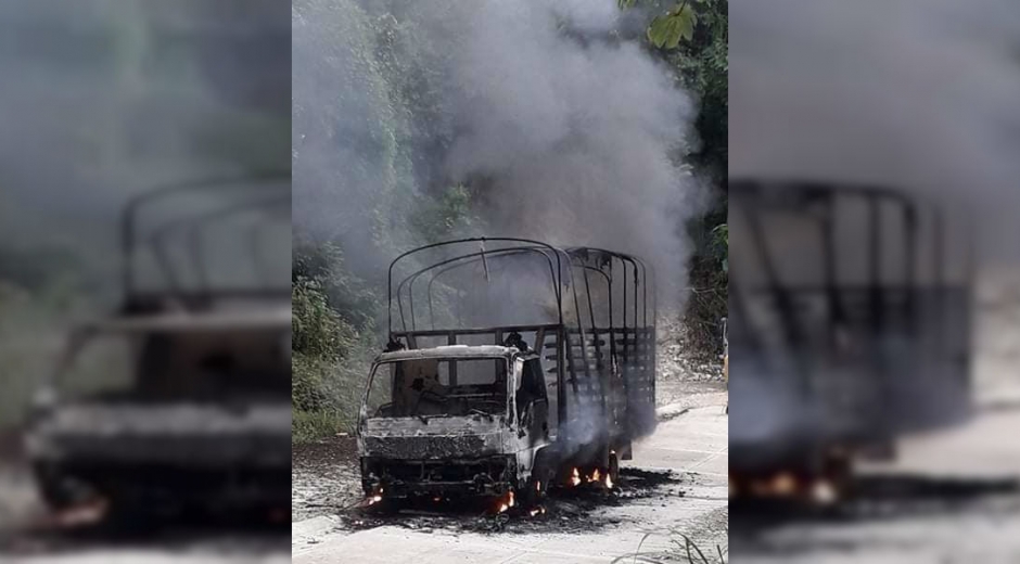 Este es el camión incinerado el pasado lunes, del cual aún no hay una explicación oficial.