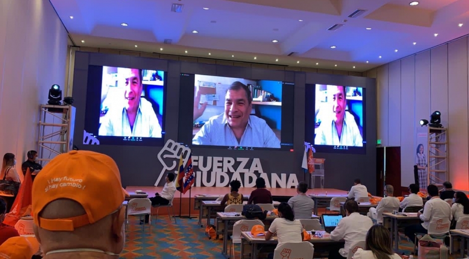 Rafael Correa, expresidente de Ecuador, participó en la segunda convención de Fuerza Ciudadana.