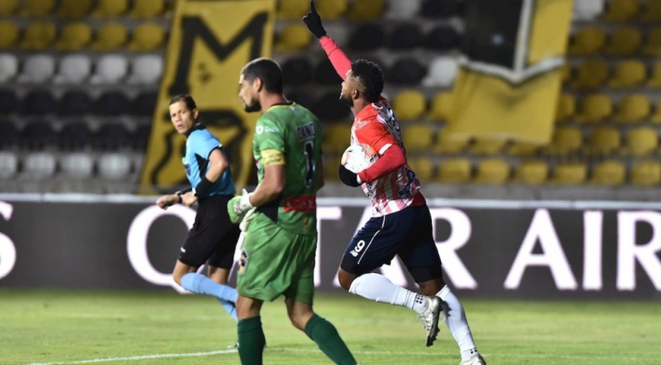 Miguel Ángel Borja celebrando el gol.