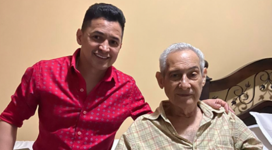 cortesía. Jorge Celedón junto a su padre.