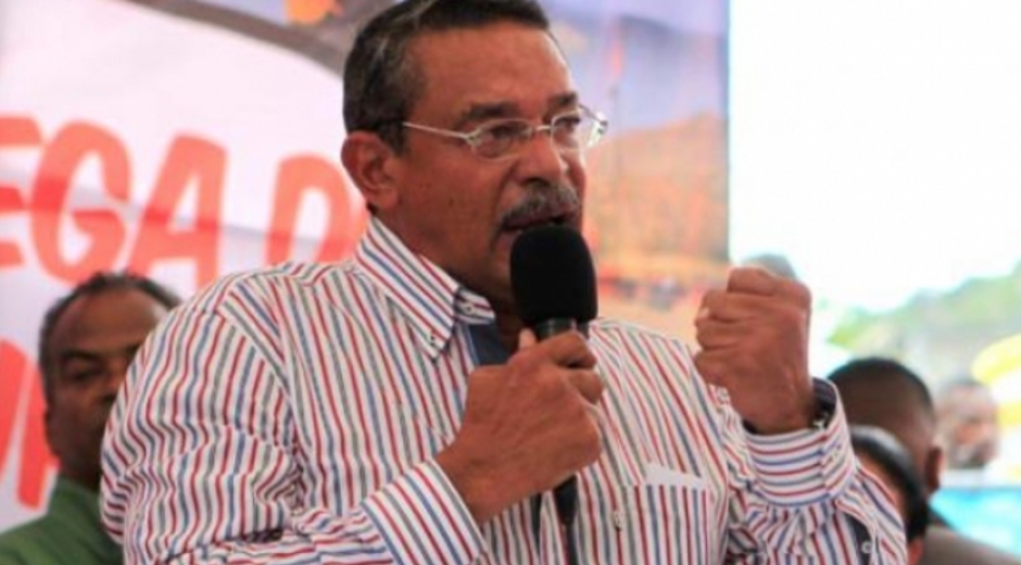 Jorge Luis García Carneiro, gobernador del estado La Guaira. 