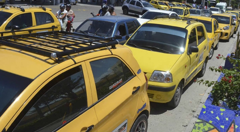 Expresan que ante la situación difícil piden que se les regrese un dinero que es suyo; son 5 mil pesos diarios que ha entregado desde enero hasta marzo. 