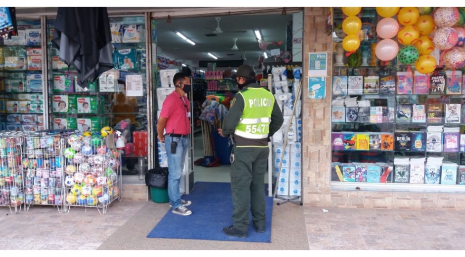 Policía realiza acciones y campañas para prevenir delitos en Pivijay. 