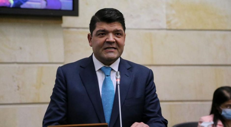 Seguimiento Presidente del Senado, Juan David Gómez.