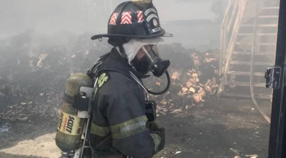 Incendio en el Inem Simón Bolívar.