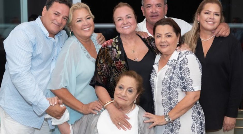 El Informador Mercedes de Armas, viuda del Capi Ospina.