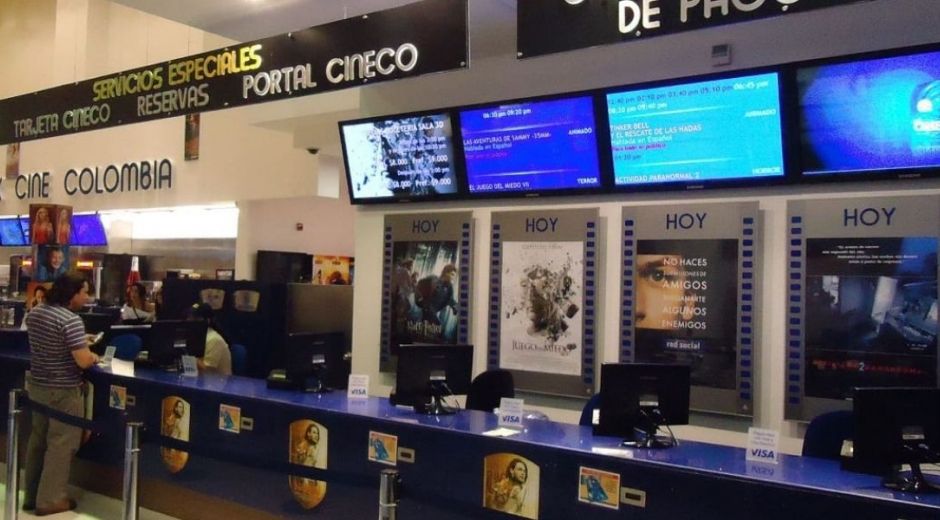 Cine Colombia. Cine Colombia aplaza reapertura.