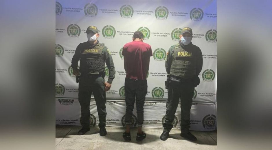 Policía Menor detenido en Gaira.