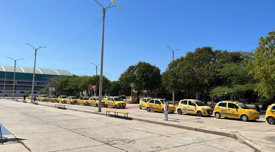 Alcaldía de Santa Marta La recalibración de los taxímetros se lleva a cabo en las canchas deportivas frente al estadio Eduardo Santos.