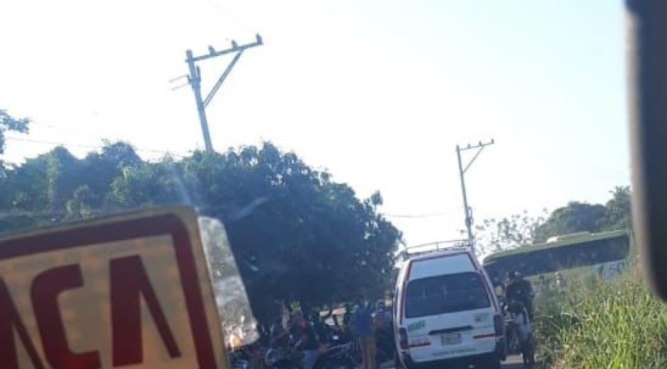 Trancón en la vía Fundación - Aracataca. 