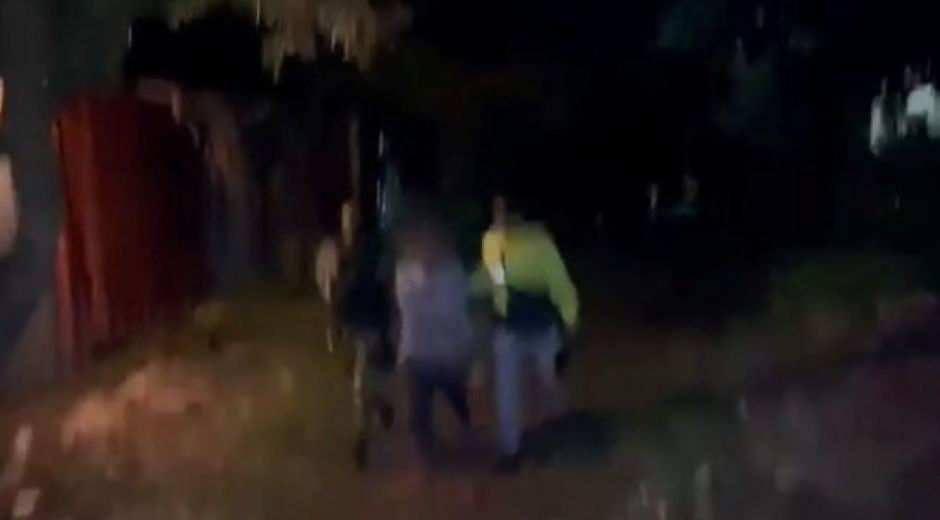 En la operación incautaron material de guerra y de comunicaciones.