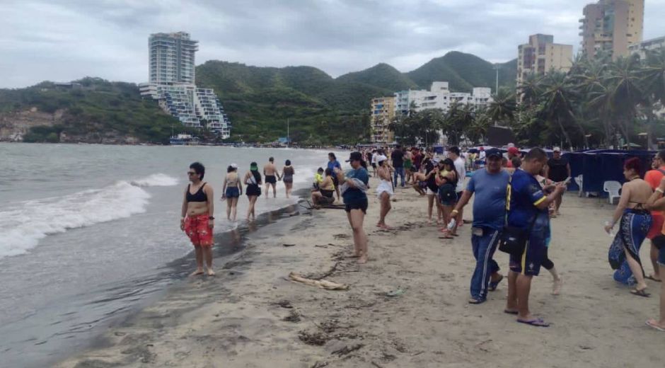 Cierre de las playas de Santa Marta para los bañistas.