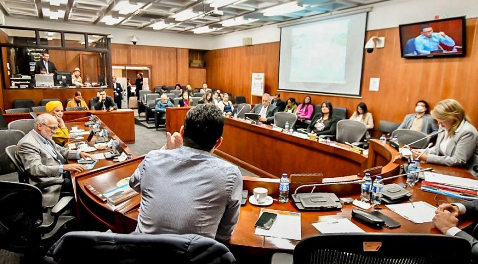Gobernación del Magdalena. Comisión Séptima Especial del Senado.