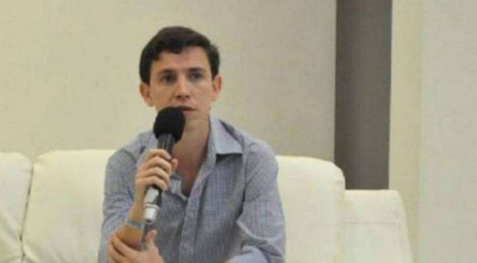 Enrique Vives Cabellero.