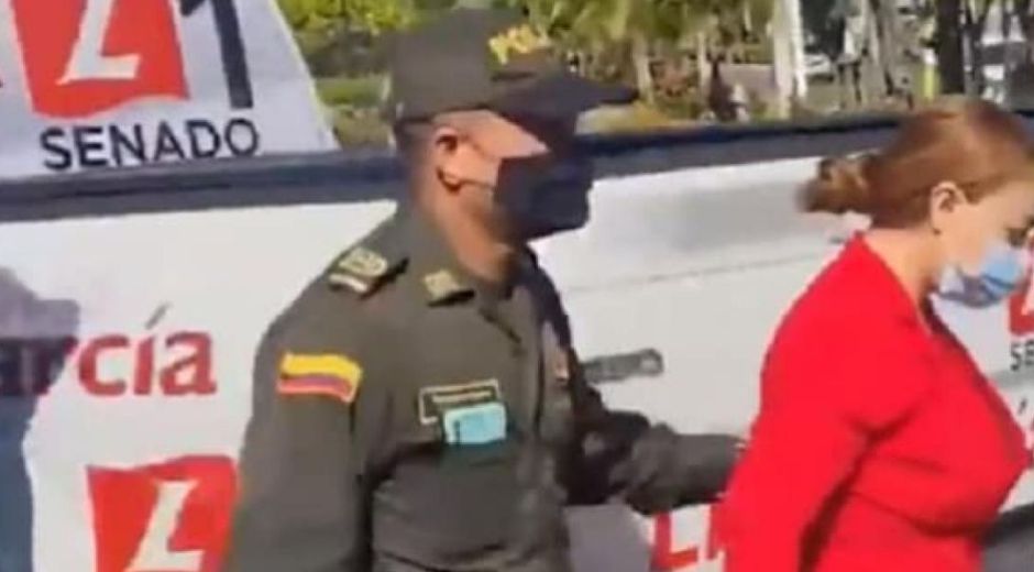 Procedimiento de captura de la Concejal Gloria Estrada.