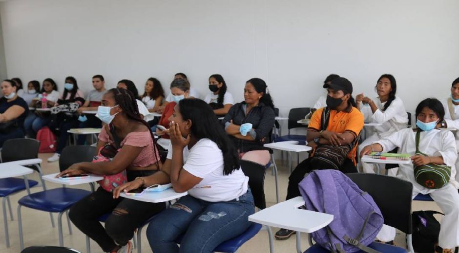 Futuros etnoeducadores en su tercer semestre