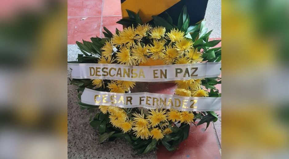 Twitter Corona fúnebre que encontró el líder social.