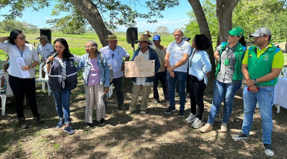 URT Restituyen 100 hectáreas de tierras a 28 familias en Salamina, Magdalena