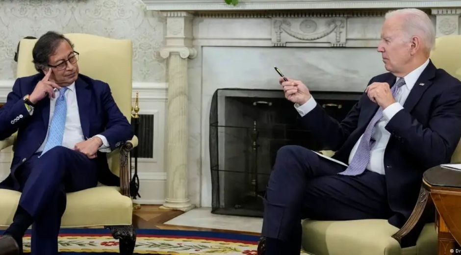 El presidente Petro busca renegociar el TLC con Estados Unidos