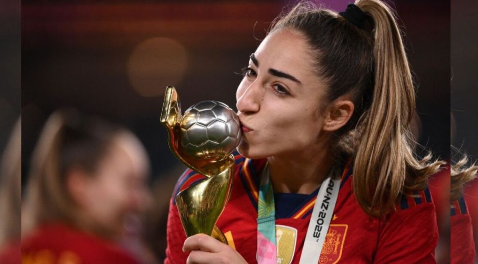 Olga Carmona, campeona de la Selección Femenina de España