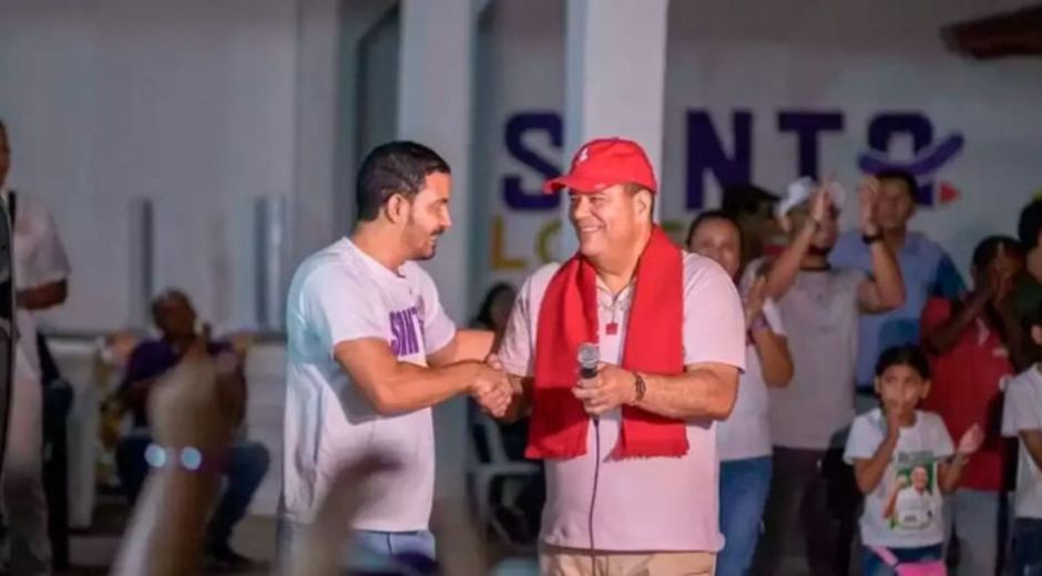Santander Lopesierra y su hijo.