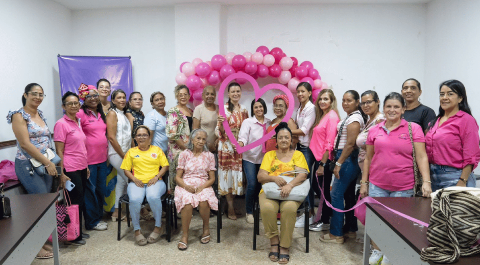 Secretaría de la mujer Taller 'Elaboración de Prótesis Externa de Mama'