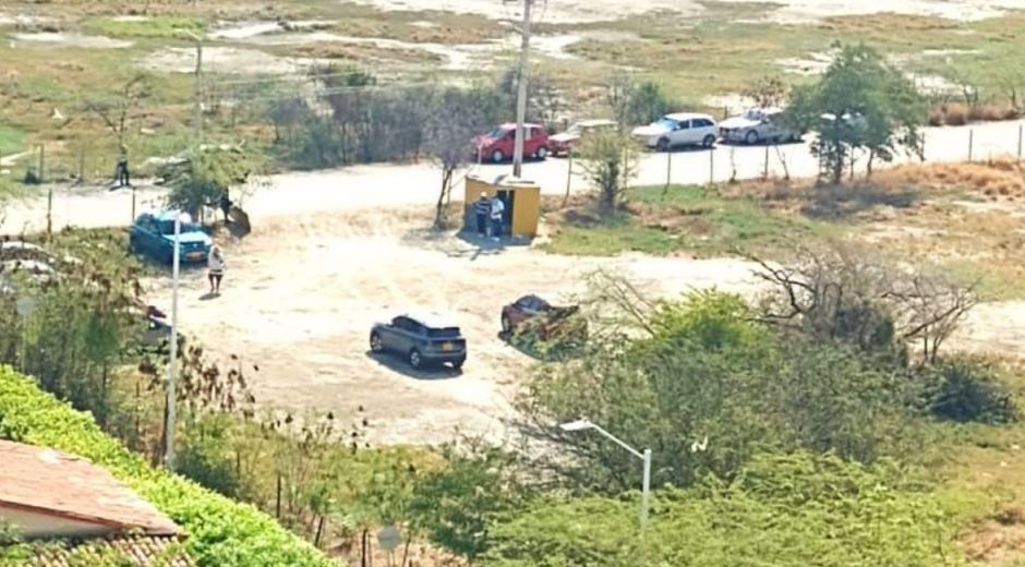 Parqueadero ilegal identificado en Pozos Colorados