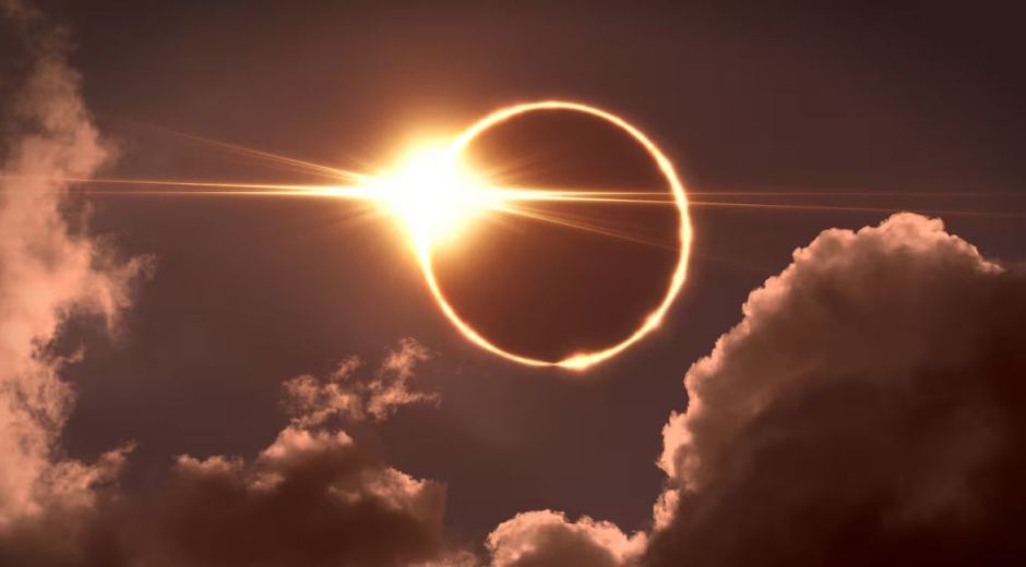 Eclipse solar total. Imagen de referencia.