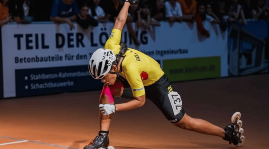 María Fernanda Timms, patinadora samaria, logra oro y récord en Alemania