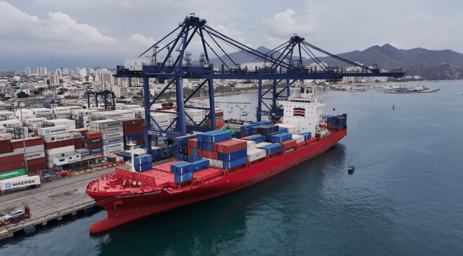 Génesis, motonave de la naviera Seaboard Marine