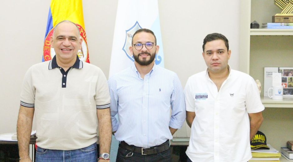 Firma del convenio con la Esap