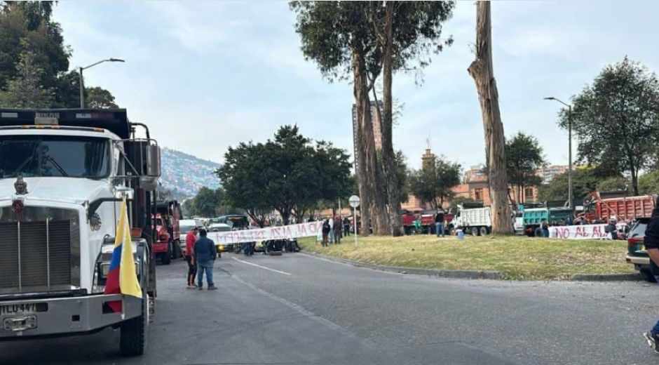 Seguimiento. Bloqueo en Bogotá, por manifestaciones.