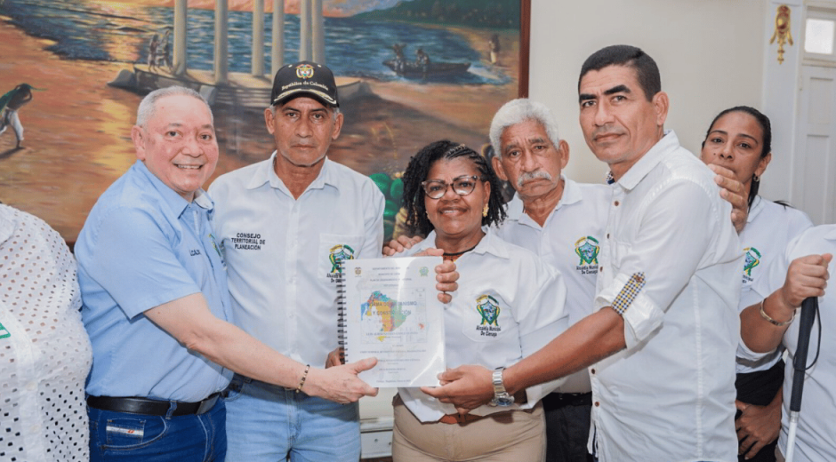 Alcaldía de Ciénaga entrega el POT para su evaluación y aprobación