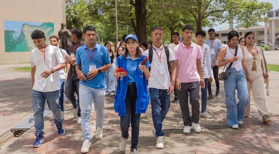 Jóvenes beneficiarios