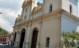 Foto: Google Maps - Referencia Una de las calles y la iglesia de San Joaquín, estado de Carabobo, en Venezuela.