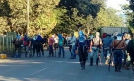 Los campesinos bloquearon la vía que comunica a Cúcuta con Ocaña.