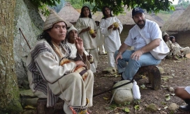 El Defensor del Pueblo, Carlos Alfonso Negret Mosquera, lideró una misión que llegó hasta el asentamiento indígena de Pueblo Nuevo.