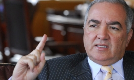  El Contralor General de la República, Edgardo Maya Villazón.
