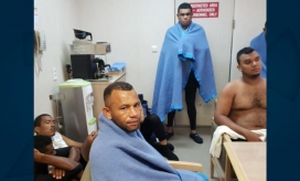 Polizones hallados en una embarcación con bandera de Singapur. 