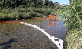 Derrame de hidrocarburo en río Córdoba