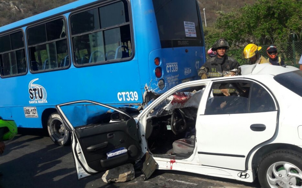Oscar Mejía - Seguimiento.co Al parecer el exceso de velocidad fue la causa del accidente.