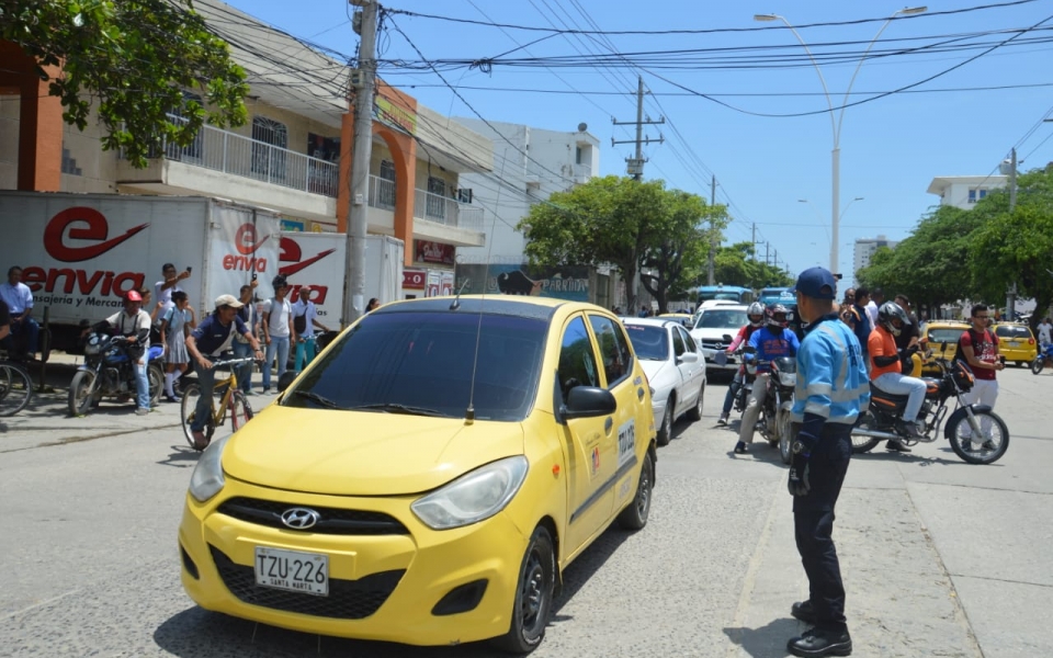 La emergencia causó congestión en la movilidad en el sector de los hechos.