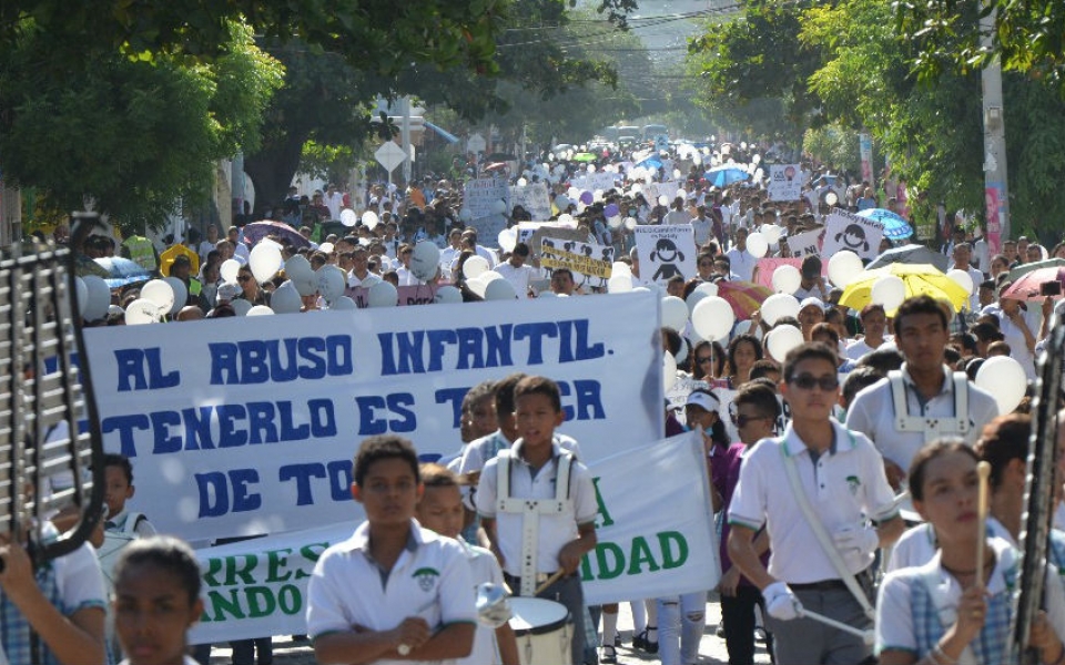 La comunidad, con una marcha, rechazó el asesinato de Nataly Pérez.