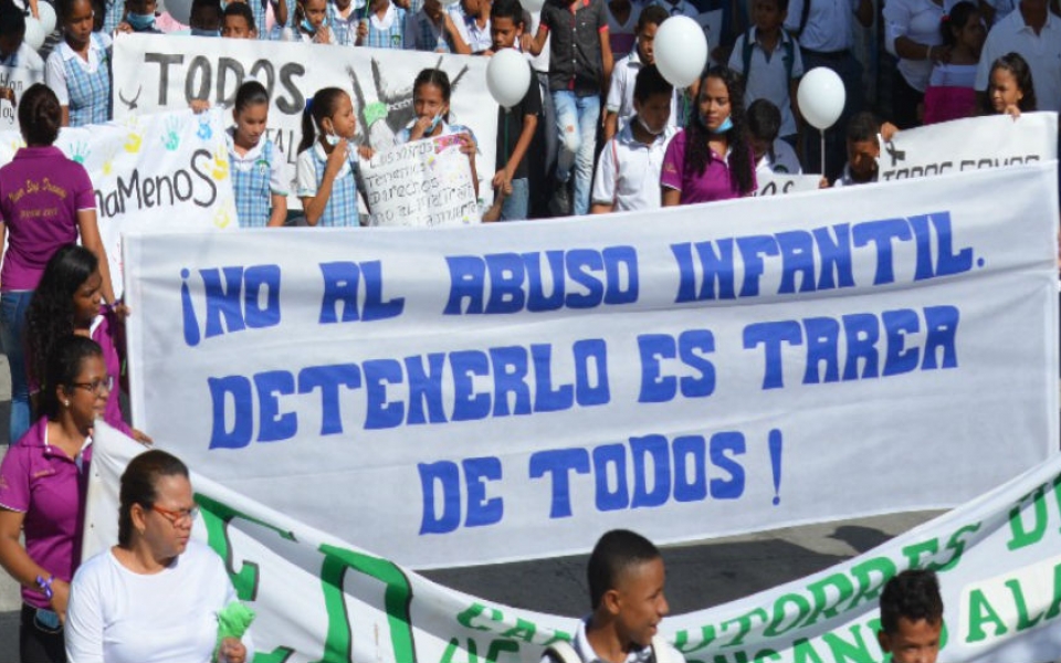 Óscar Mejía- Seguimiento.co masiva marcha por el asesinato de Nátaly pérez.