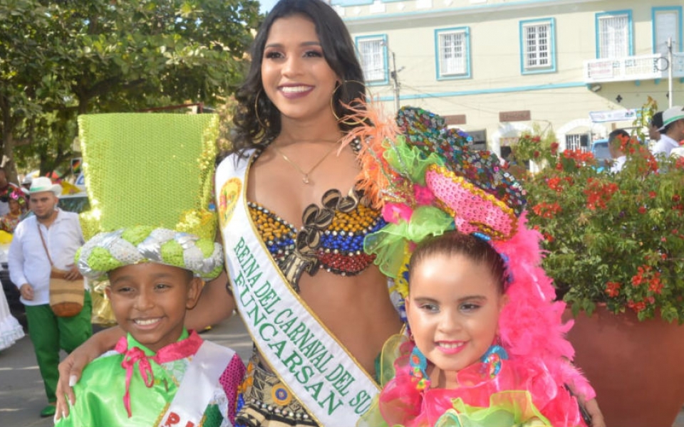 Reina del carnaval del sur Karen Lavalle